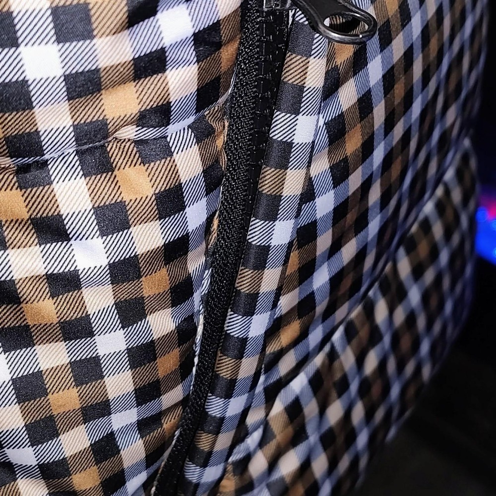 Plaid Puffer Jacket Size L - Picture 2 of 8